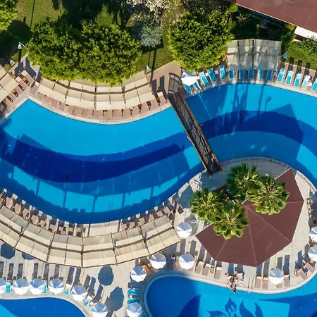 Alan Xafira Deluxe & 5*