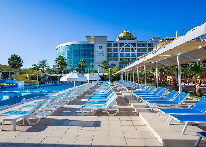 Alan Xafira Deluxe & Hotel