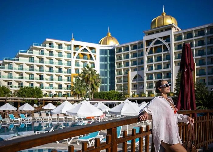 Alan Xafira Deluxe & 5* Alanya