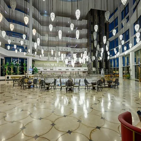 Alan Xafira Deluxe & Hotel 5*