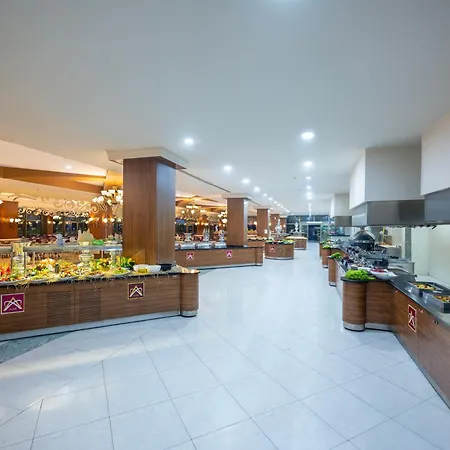 Alan Xafira Deluxe & Otel 5*