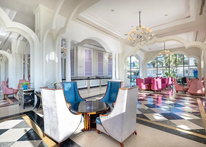 Alan Xafira Deluxe & Otel 5*