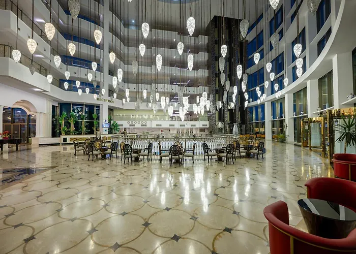 Alan Xafira Deluxe & Otel 5*