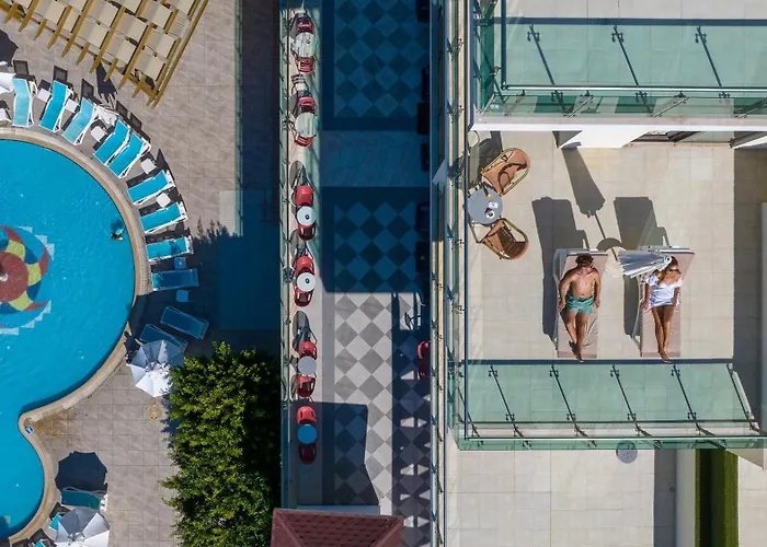 Alan Xafira Deluxe & 5* Alanya