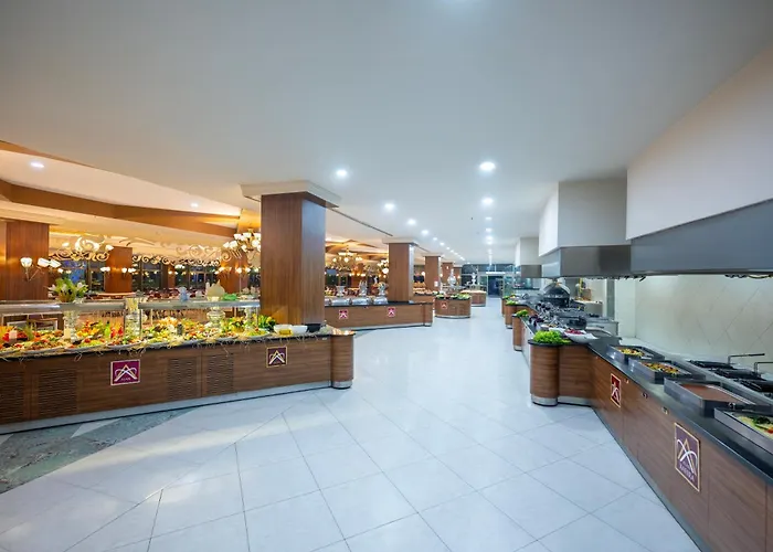 Alan Xafira Deluxe & Hotel 5*