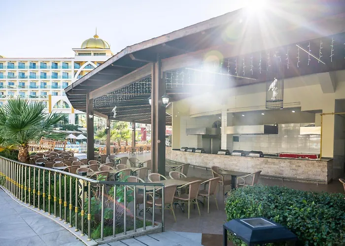 Alan Xafira Deluxe & Hotel Alanya