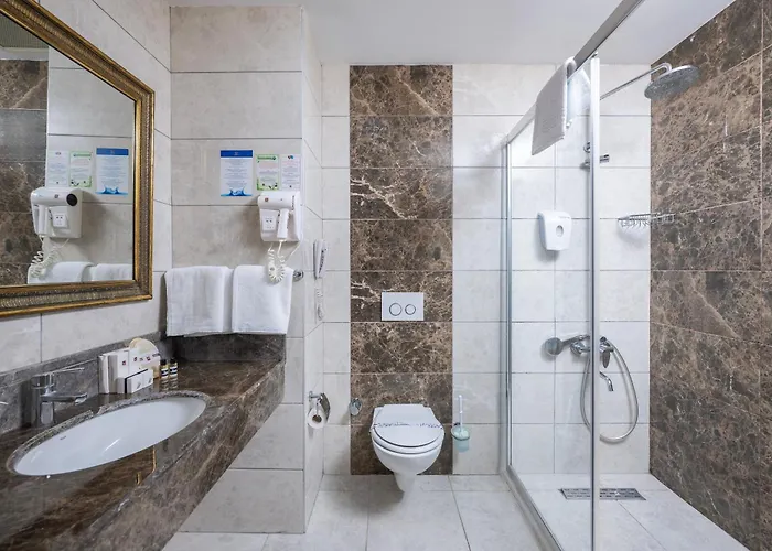 Alan Xafira Deluxe & Алания