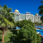Alan Xafira Deluxe & Hotel 5*